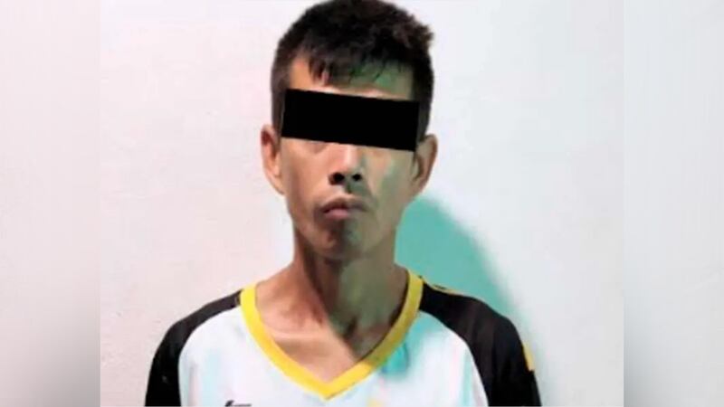 Hombre estrangula a su mamá por no encontrar refresco en su casa