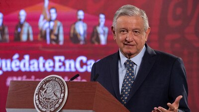 El mandatario aseguró que se debe ir retomando poco a poco y con medidas sanitarias las actividades