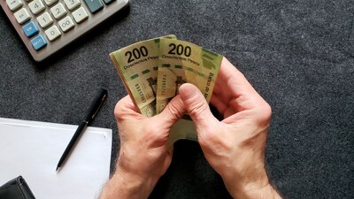 Se aprecia en 0.19% respecto al cierre anterior