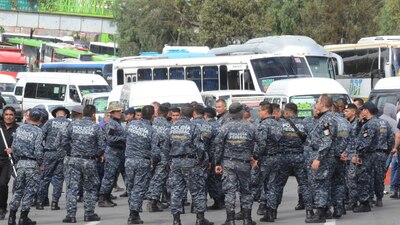 Elementos de la Policía Federal exigen aumento de sueldo