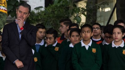 El secretario de Educación encabezó un acto por el regreso a clases en la CDMX tras el sismo