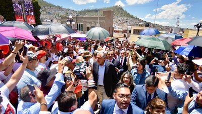 Adán Augusto visitó la UAEH
