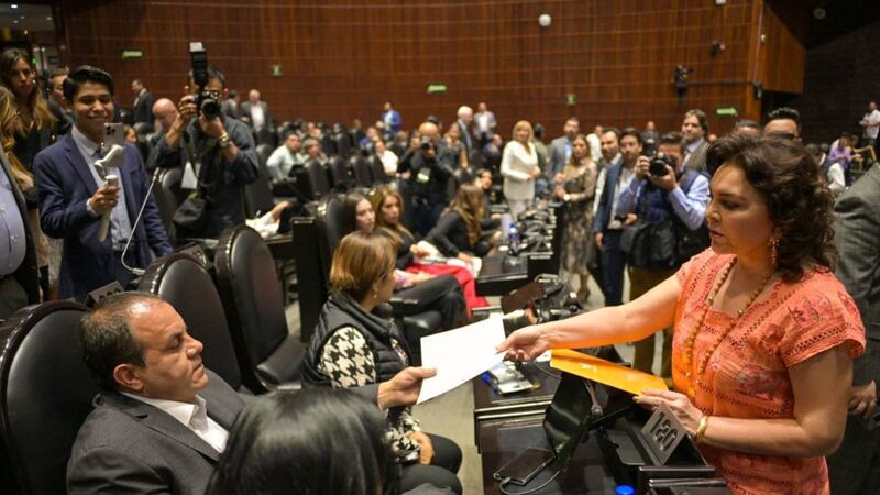 “Da la cara sin fuero”: Ivonne Ortega entrega carta a Cuauhtémoc Blanco; pide que se separe del cargo