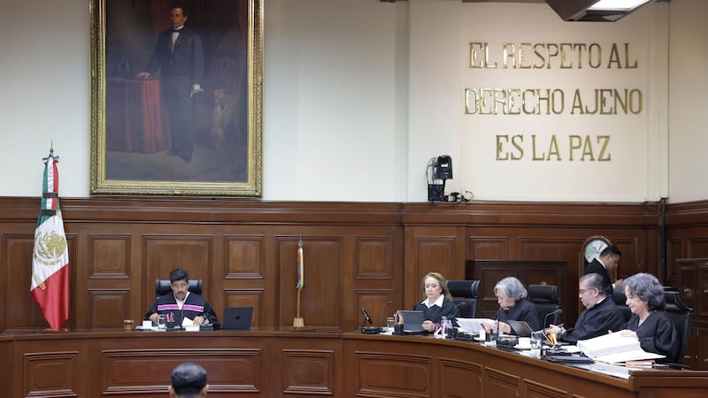 Ministros de la Suprema Corte anuncian que devolverán camionetas blindadas