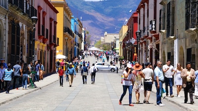 Los visitantes de la ciudad del mezcal deberán ser pacientes al usar coche