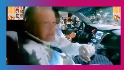 AMLO no pudo acceder a su propia conferencia matutina.