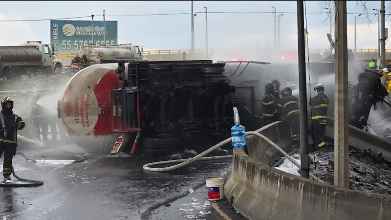 Pipa de gas LP que explotó en La Concordia, de la empresa Silza, carecía de seguro: Semarnat