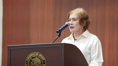 La maestra renunció a su cargo tras los señalamientos de la FGR