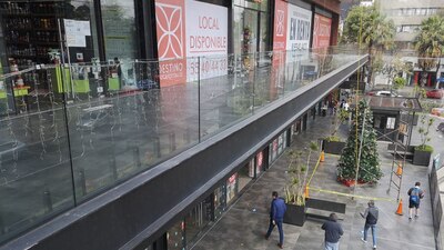 Centris comerciales deberán cerrar a las 17:00 horas