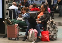Lluvias han afectado a más de 19 mil pasajeros del AICM; Aeroméxico pide soluciones a autoridades