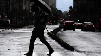 Para la Capital se pronostican lluvias ligeras aisladas por la tarde-noche y la posibilidad de fuertes rachas de viento