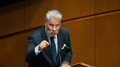 Fue suplente de Ricardo Monreal cuando pidió licencia