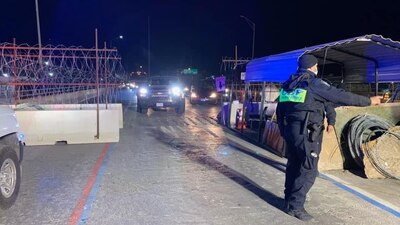 Del lado norteamericano se desplegó un operativo que no permitió a migrantes llegar a la guardarraya