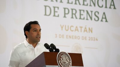 Deberá separarse de la gubernatura en Yucatán, con fundamente en el artículo 55