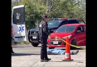 Camioneta de alcalde de Morena embiste y mata a motociclista en Celestún, Yucatán