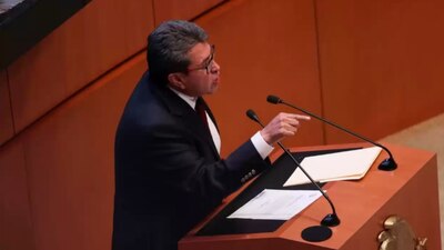 El senador propuso discutir el tema en un parlamento abierto