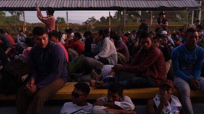 Más de 3 mil migrantes pretenden ingresar al país para avanzar hacia Estados Unidos