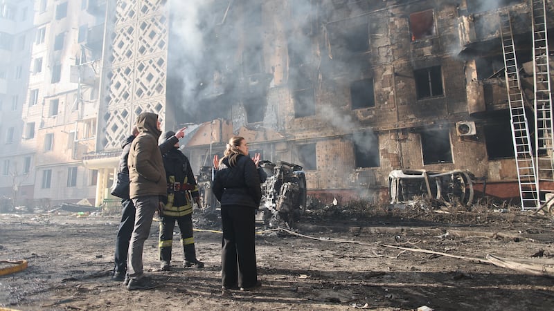 Rusia lanza gran ataque con drones y misiles a Ucrania; deja destrucción y 25 muertos