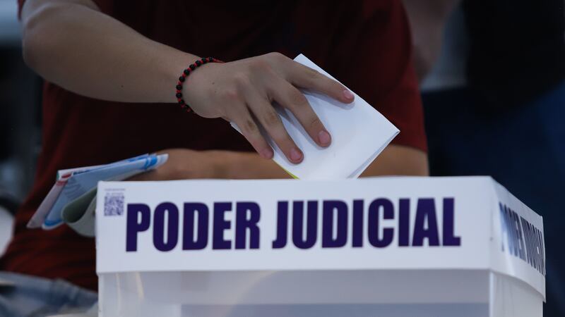 Se roban boletas en Puebla y minutos después las regresan ya marcadas