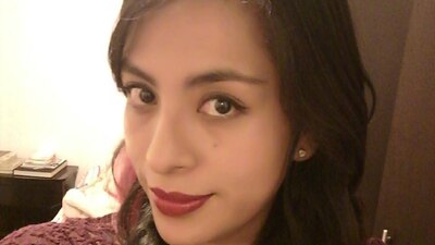 La joven saltó del taxi en el que iba y en el cual fue asaltada