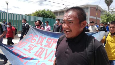 Estudiantes y demás sociedad salieron a las calles a reclamar resultados por el caso Ayotzinapa