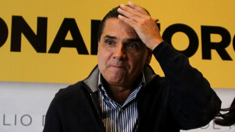 Anuncian orden de aprehensión contra Silvano Aureoles; podría estar detenido