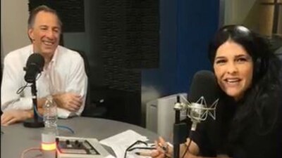 Meade acudió al programa de Martha Debayle en Televisa Radio