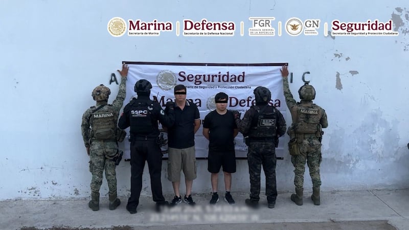 Caen 2 integrantes de Los Chapitos con armas, municiones y drogas en Mazatlán