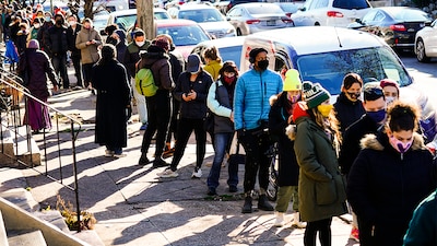 Ante la rápida propagación de la variante, existe el temor de una nueva ola de contagios en el país