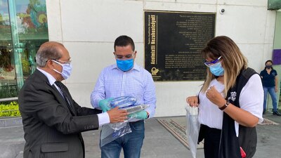 Funcionarios de Chimalhuacán recibieron los apoyos del empresario Humberto Herrera Rincón Gallardo