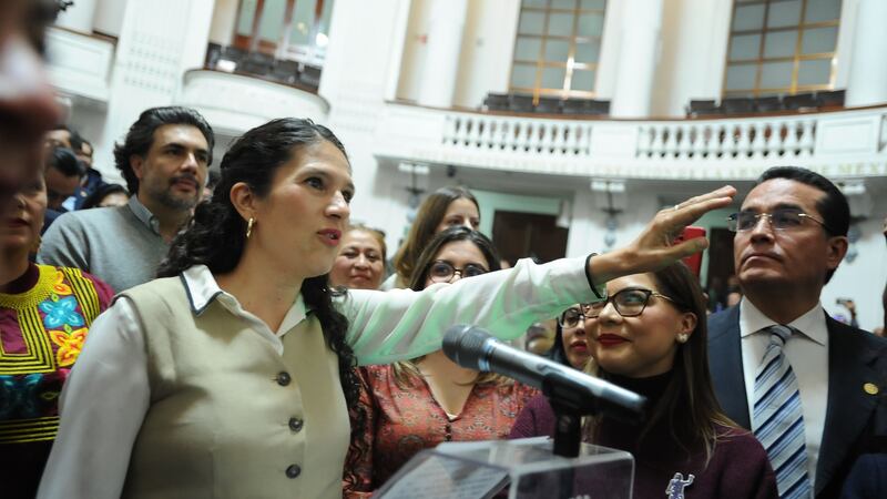 “Mujer íntegra”: Reaccionan a nombramiento de Bertha Alcalde como fiscal en CDMX