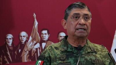 El secretario no cuenta con un perfil en la red social X, indicó la Sedena