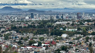 Iztaccíhuatl y Popocatépetl eran dos jóvenes pertenecientes al pueblo tlaxcalteca