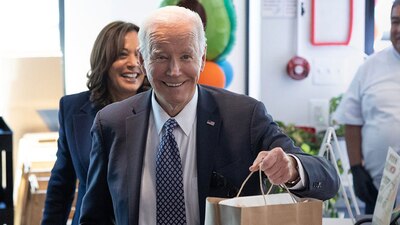 Acudió a taquería para comprar comida para llevar en esta fecha especial para México