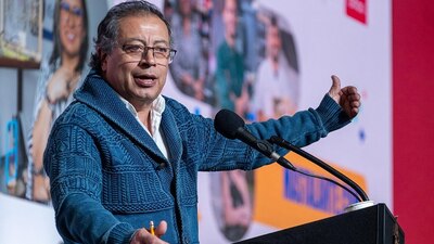 La indagatoria señala que el colombiano recurrió a fuentes ilícitas para su campaña