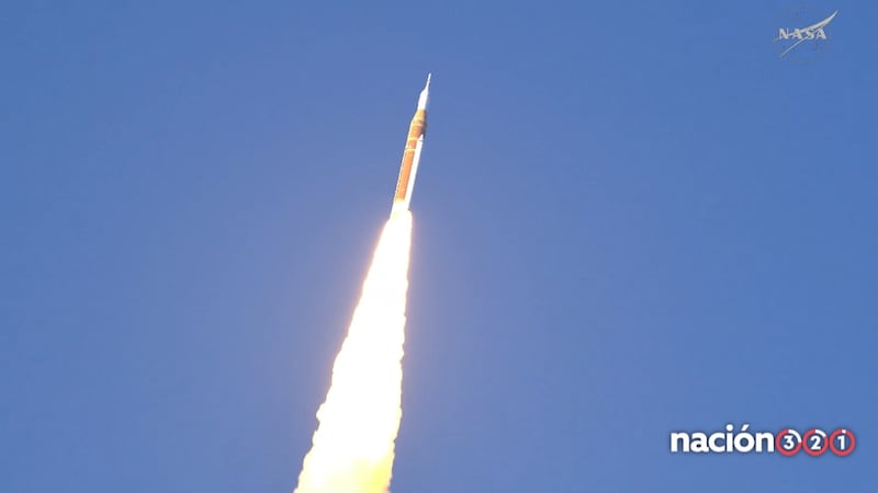 ¡Directo hacia la Luna! Despega la misión Artemis II de la NASA