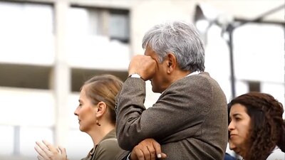 AMLO lloró durante uno de sus mitines, hace seis años