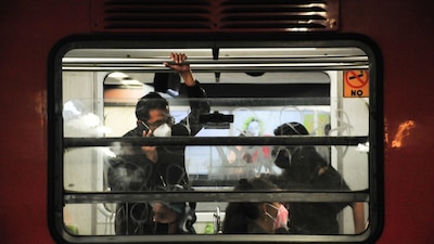 Las líneas 5 y 6 del Metro de la Ciudad de México ya cuentan con red WiFi, informó este miércoles AT&T México