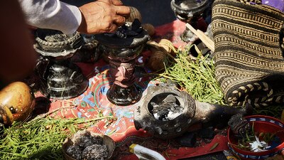 Y la medicina alternativa, ahora son considerados para deducibles de impuestos