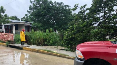 Autoridades mantienen alerta en caso de que haya necesidad de evacuar