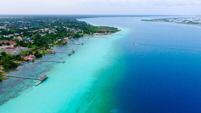 El turismo y los asentamientos humanos han hecho que la laguna sufra daño ecológico