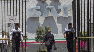 Los empleados se han quejado en las redes sociales ante despidos injustificados