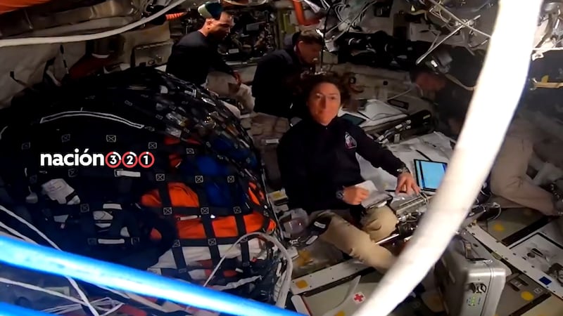 Artemis II supera el récord de Apolo 13, como la misión tripulada más alejada de la Tierra