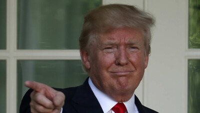 Trump en la Casa Blanca anunciando la salida de EU del Acuerdo de París