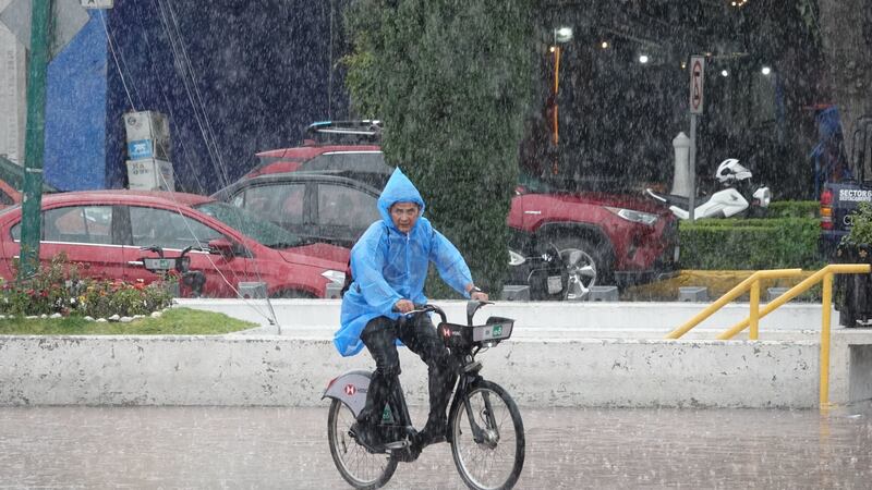 Lluvias darán tregua a la CDMX este viernes... pero el sábado arreciarán