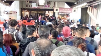 También reportan retrasos en la Línea 5