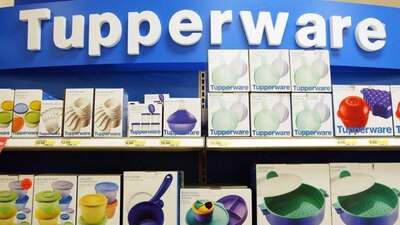 Tupperware tiene una deuda de 700 millones de dólares, misma que intenta liquidar mientras se enfrenta a una crisis