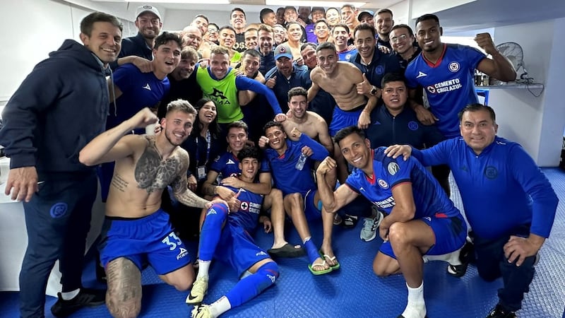¡La 'Máquina' arrasa! Cruz Azul derrota a los Xolos del ‘Piojo’ Herrera