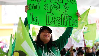 La maestra fue recibida por militantes de Morena y el PVEM en Ocuilan