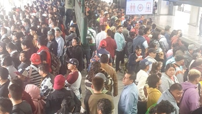 El transporte amaneció con muchos retrasos